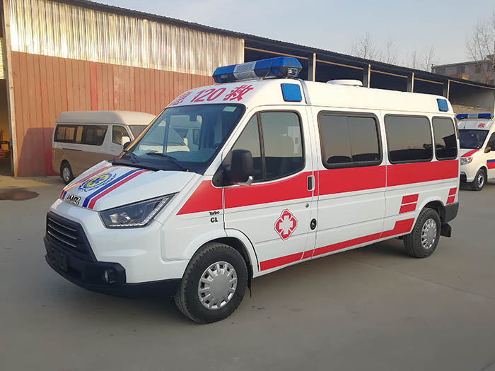 江铃全顺 长轴 救护车