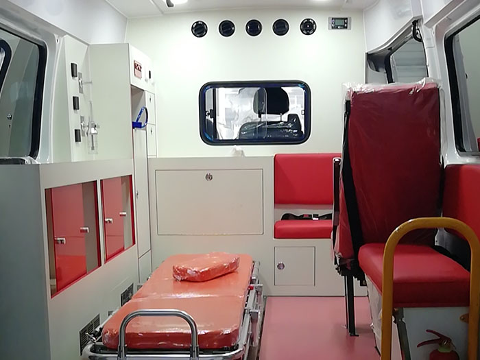 上汽大通 长轴 救护车