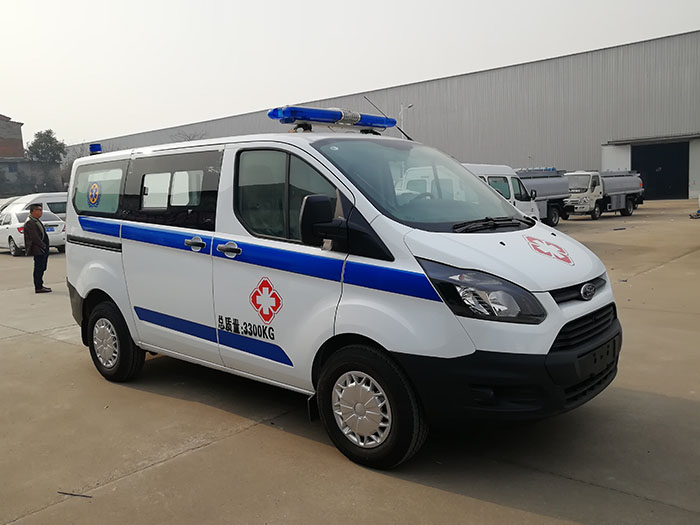 福特V362 长轴救护车