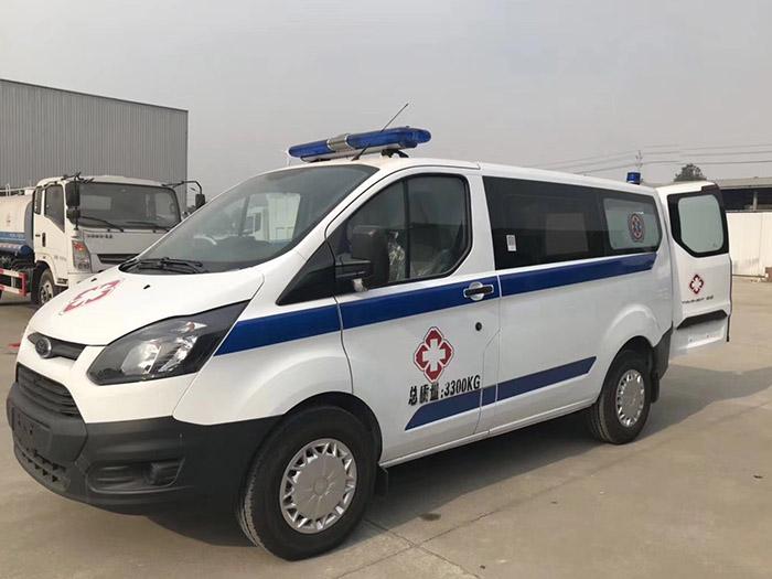 福特V362 长轴救护车