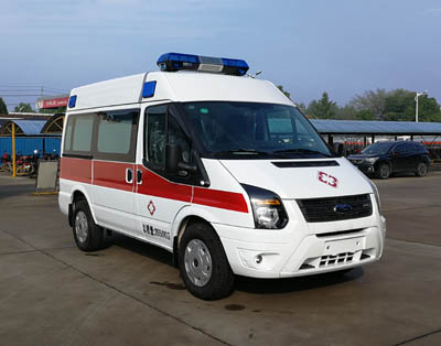 福特V348 短轴救护车