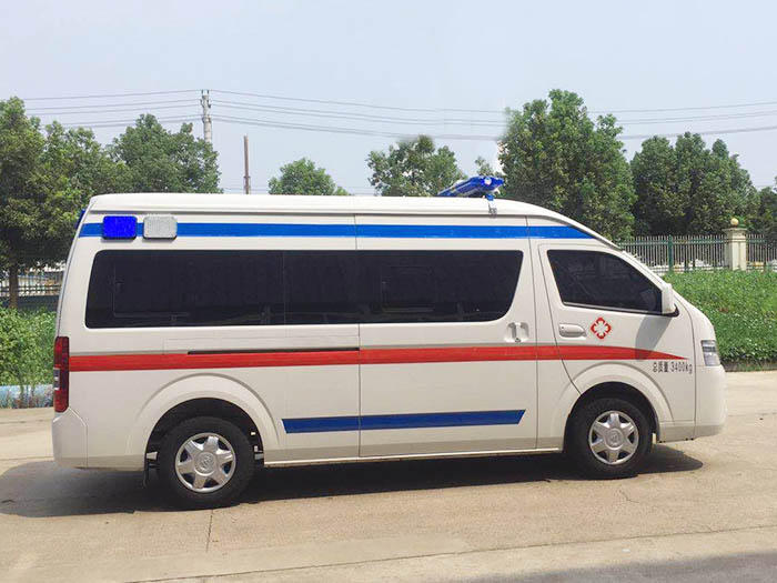 福田G9 救护车