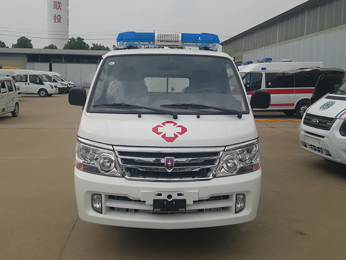 金杯 救护车
